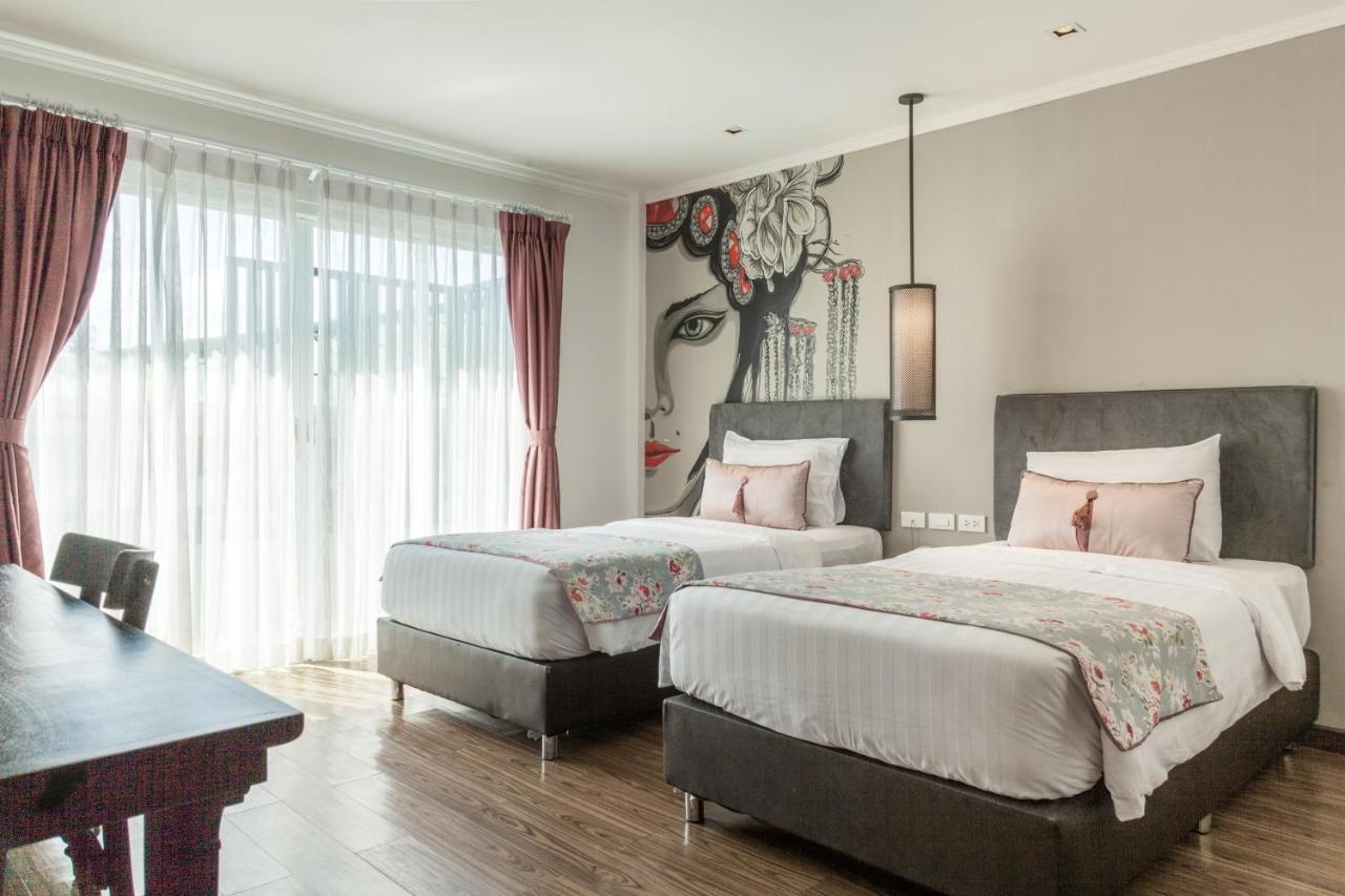 Ang Mor Lao Hotel (Adults Only) Phuket Buitenkant foto