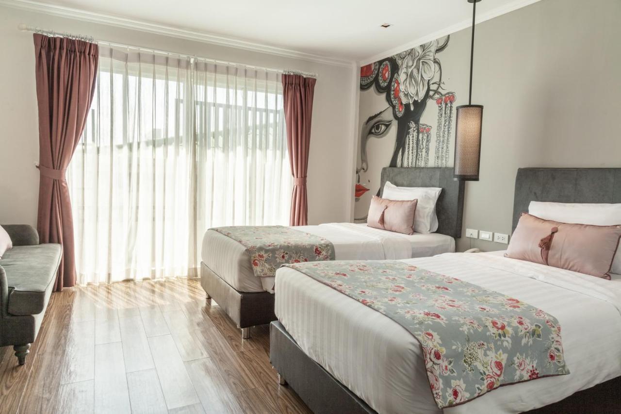 Ang Mor Lao Hotel (Adults Only) Phuket Buitenkant foto