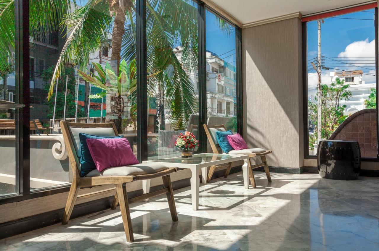 Ang Mor Lao Hotel (Adults Only) Phuket Buitenkant foto